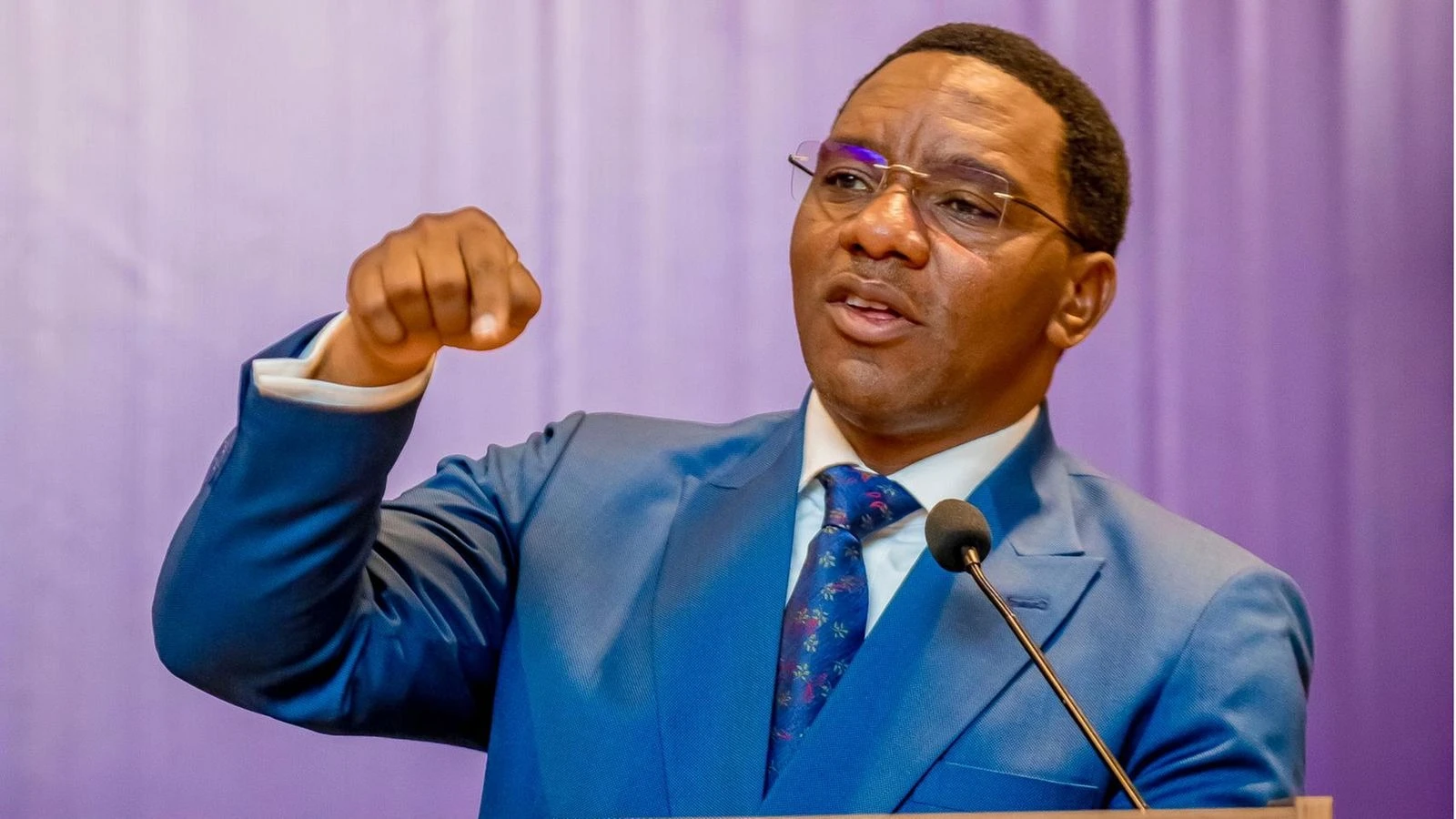 Makonda calls for fairness and efficiency in officiating Tanzanian football matches
