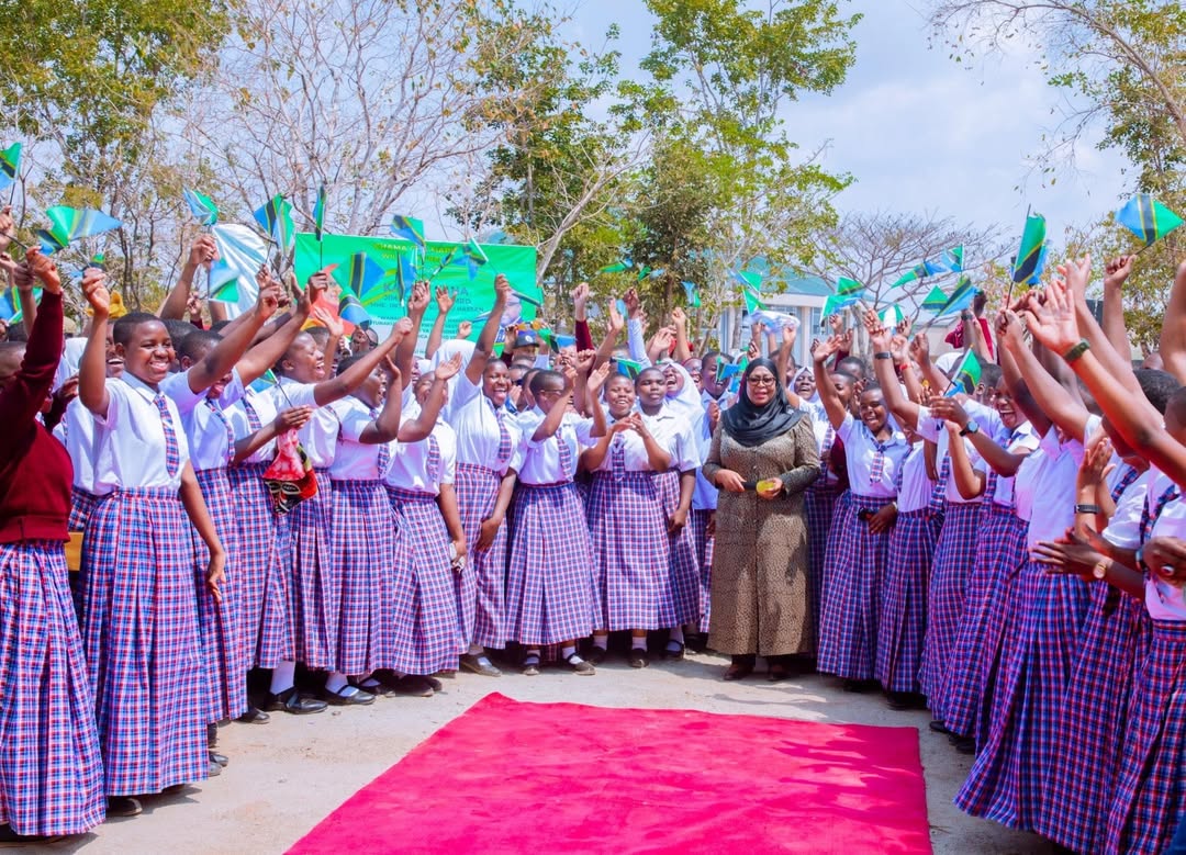 Dr Samia blesses Form V1 students, teachers engaged in their final exams