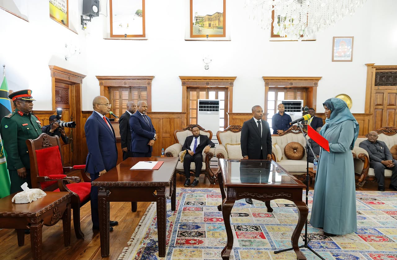 Dr Mwinyi swears in Zanzibar’s new General Secretary