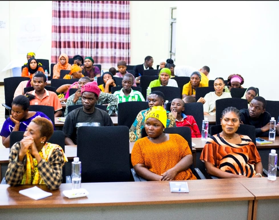 CMA urges domestic  to defend their labour rights