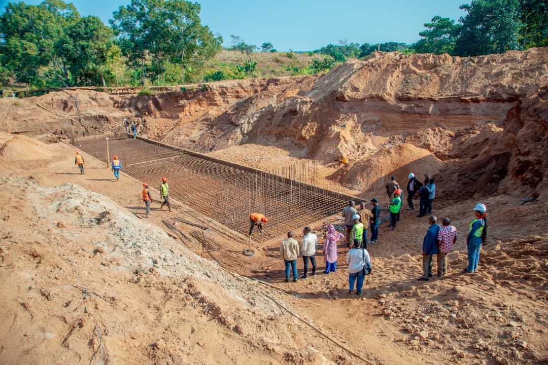 TARURA orders M/s Hera Construction to complete the Muungano Bridge before the wet season