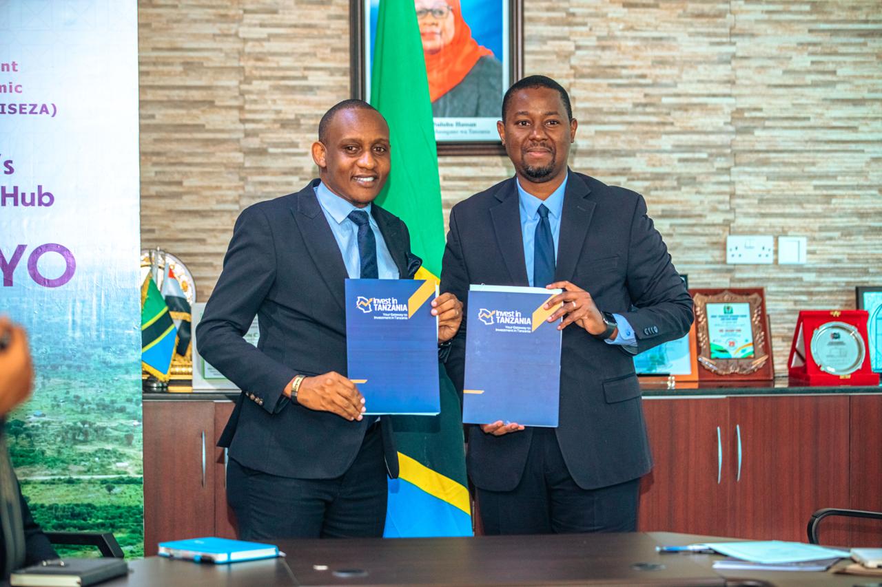 TISEZA, TLS’s Young Lawyers body sign a three-year legal deal for investors