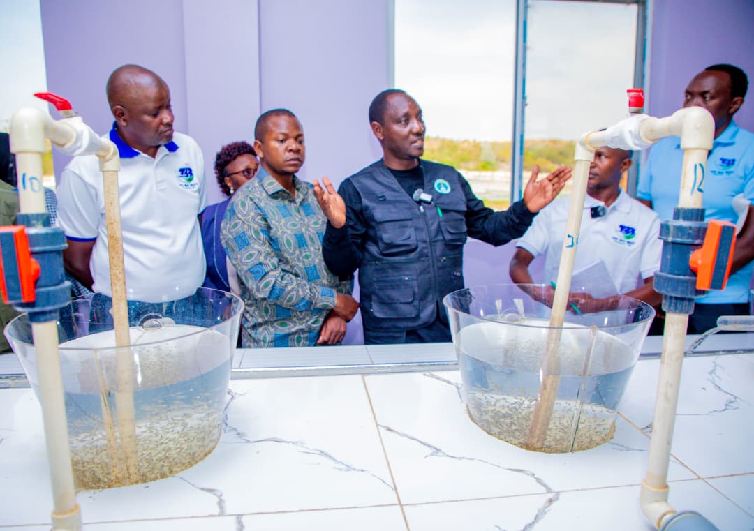 Govt urges fisheries investors to embrace science