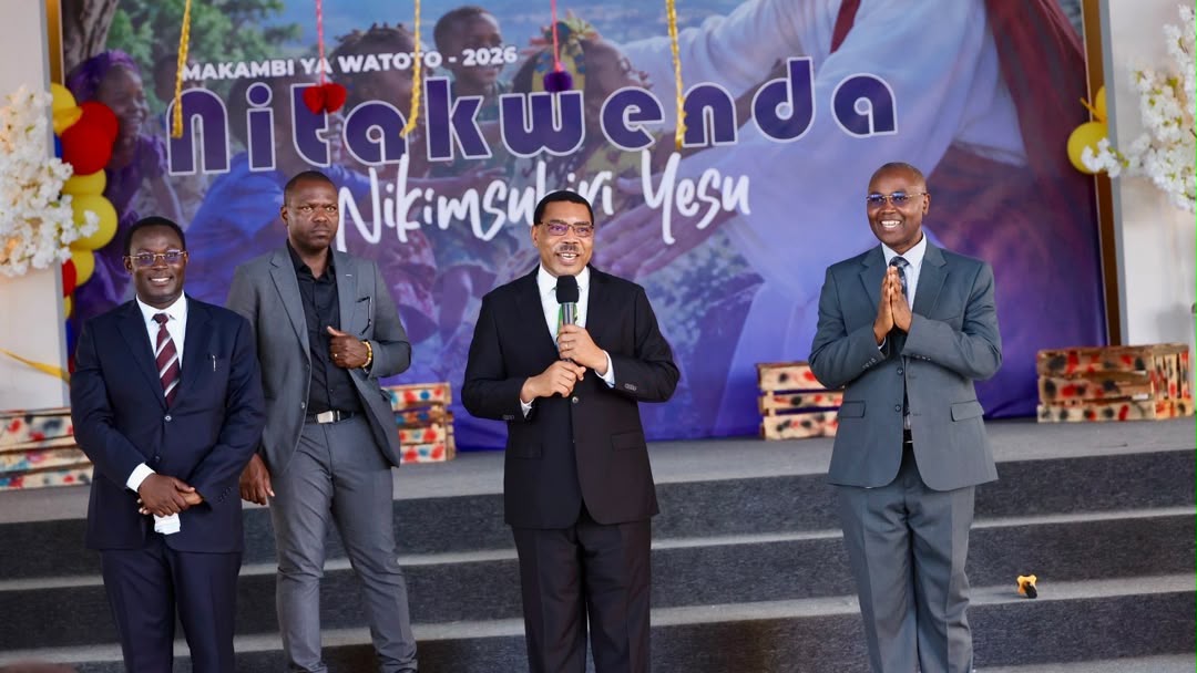 PM pledges stronger government-religious ties