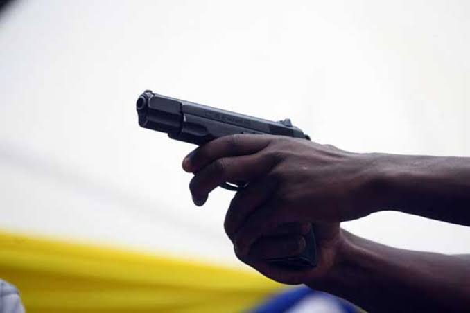 Police shoot man after bank confrontation